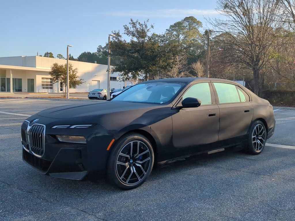 2024 BMW i7 xDrive60 Image 1 of 30
