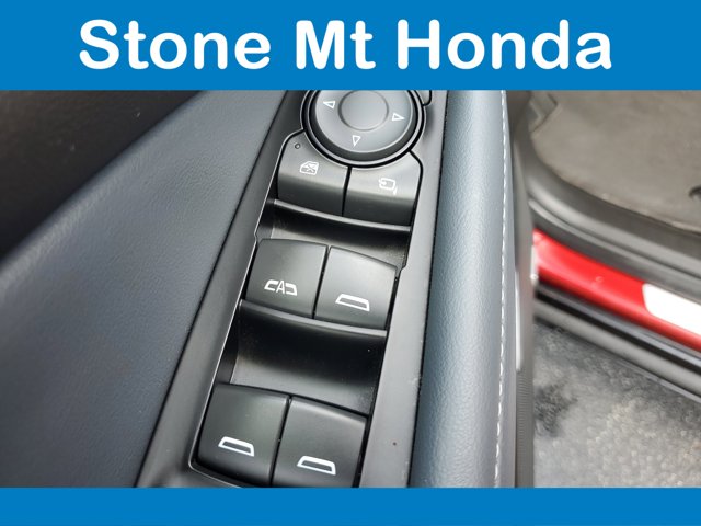 Vehicle image 26 of 34