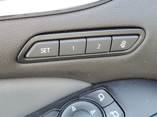 Vehicle image 29 of 36