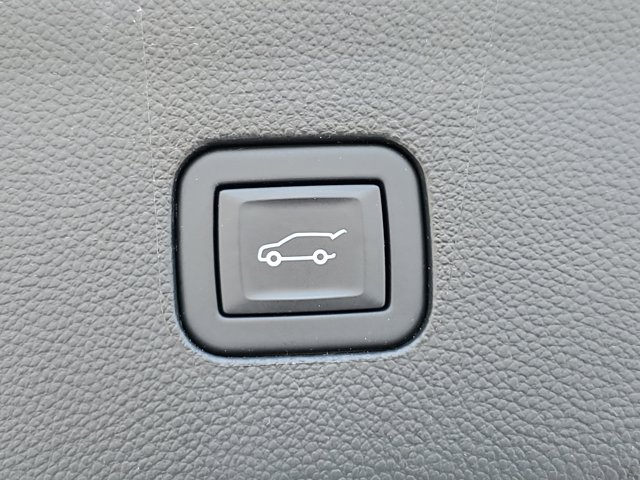 Vehicle image 16 of 36