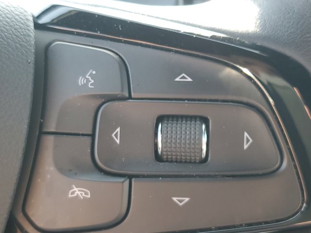 Vehicle image 31 of 36