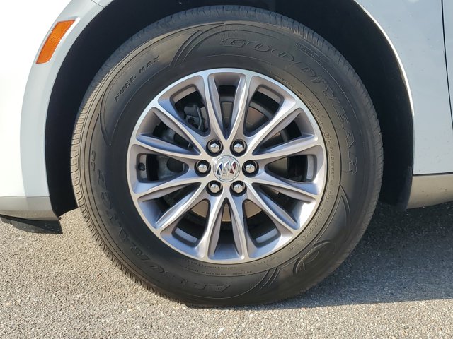 Vehicle image 10 of 36