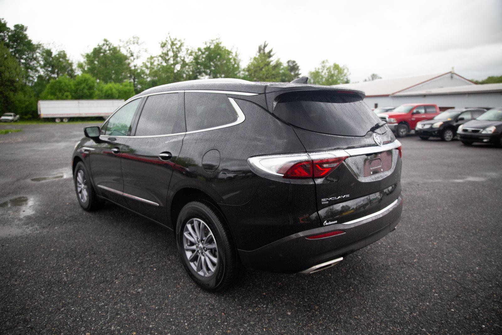 Vehicle image 7 of 36