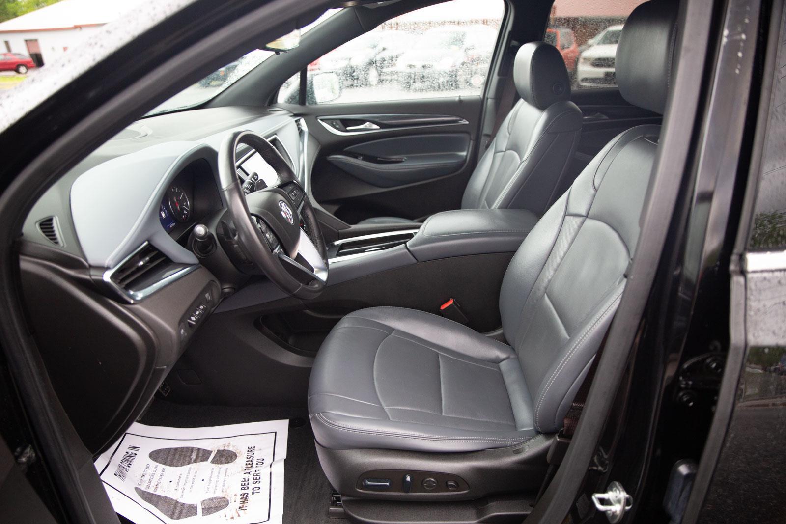 Vehicle image 22 of 36