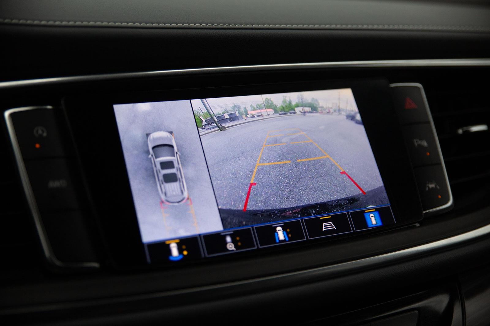 Vehicle image 16 of 36