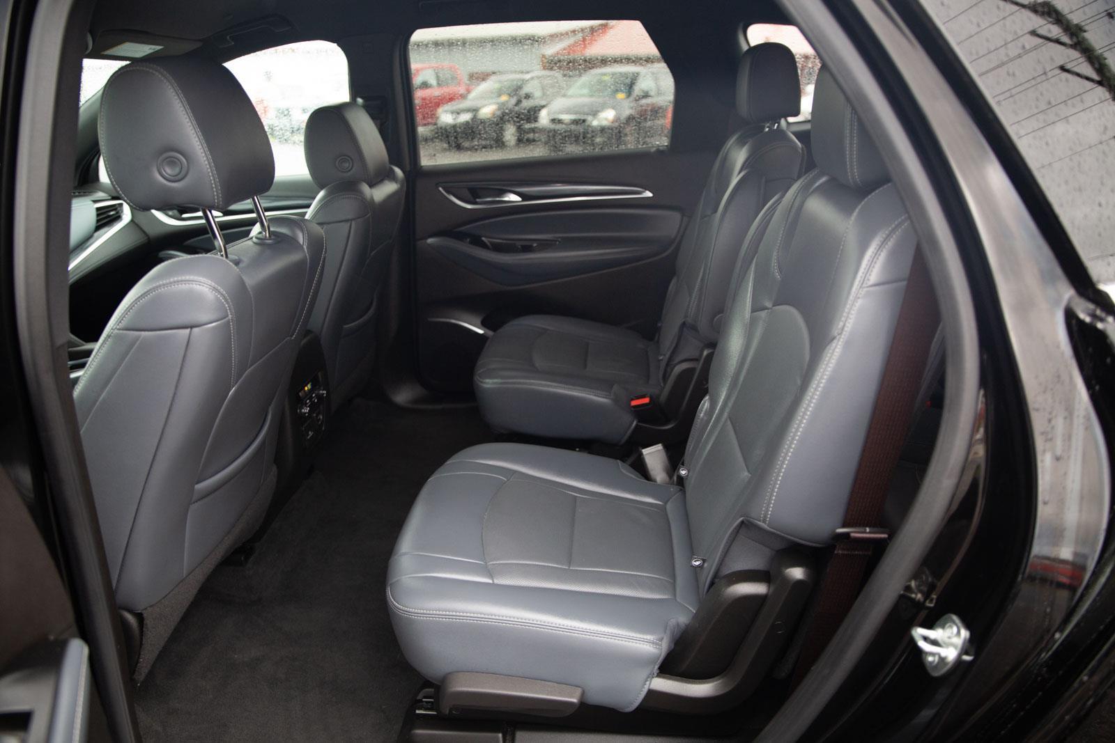 Vehicle image 23 of 36