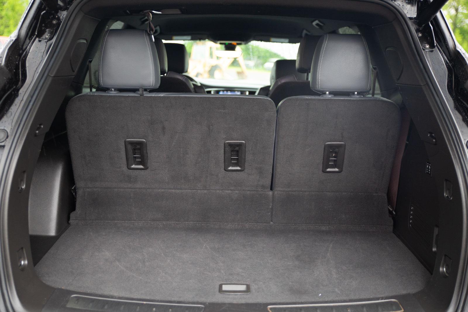 Vehicle image 27 of 36