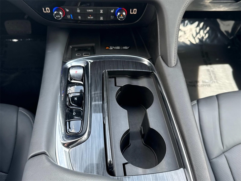 Vehicle image 11 of 30