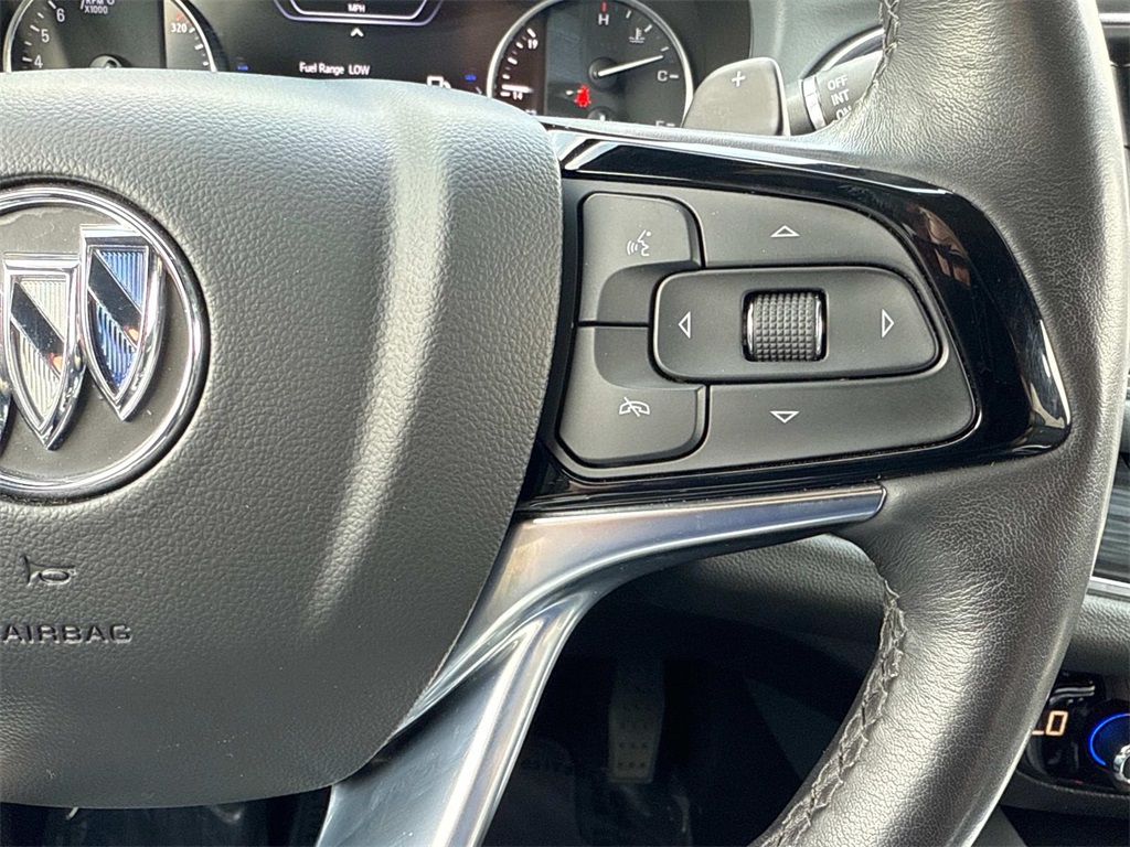 Vehicle image 12 of 30