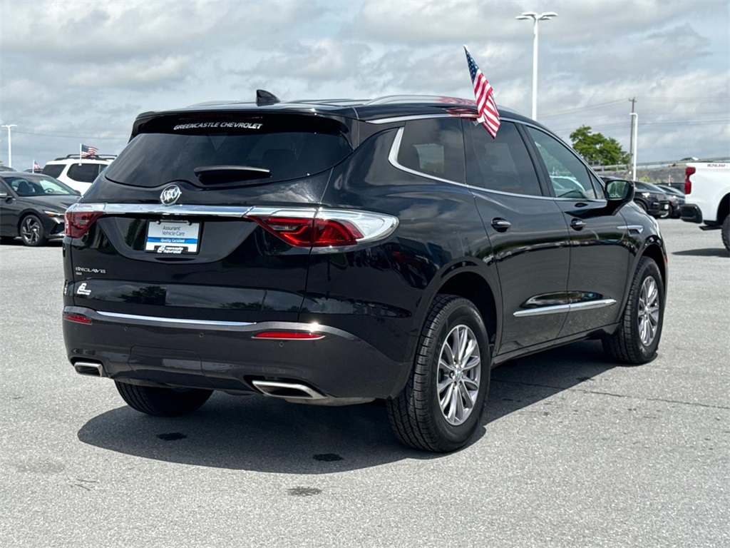 Vehicle image 4 of 30