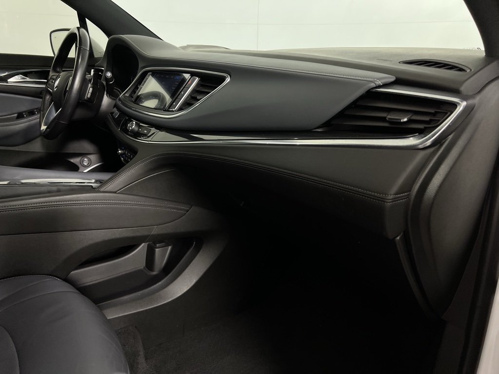 Vehicle image 22 of 55