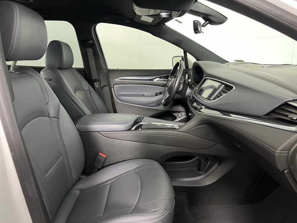 Vehicle image 18 of 55