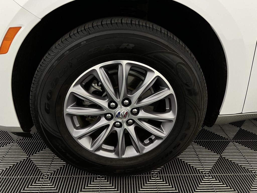 Vehicle image 11 of 55