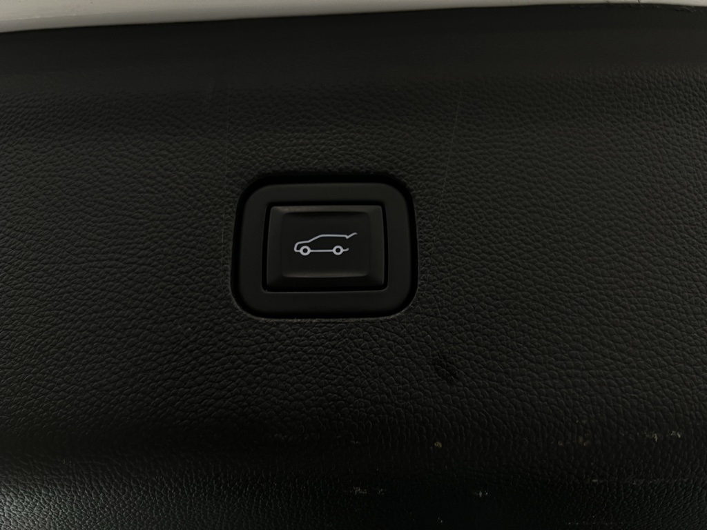 Vehicle image 37 of 55