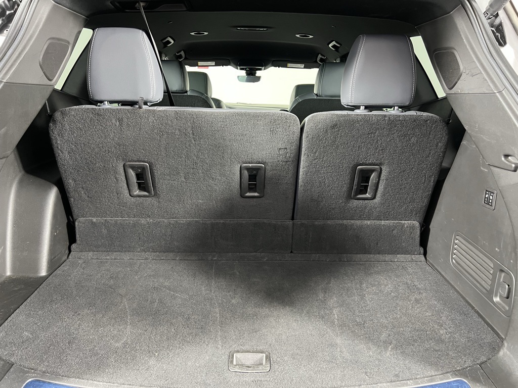 Vehicle image 13 of 54