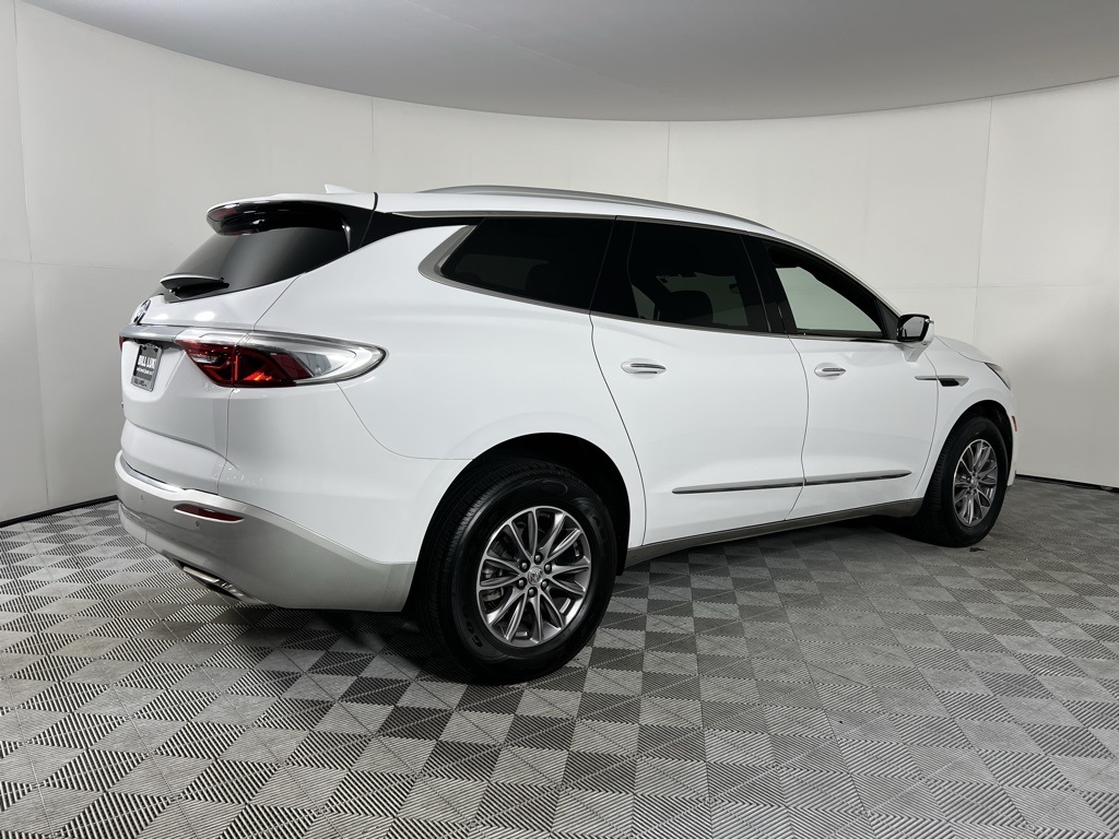 Vehicle image 6 of 54