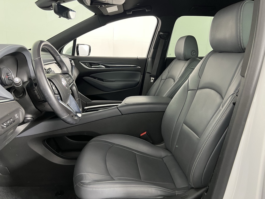 Vehicle image 16 of 54