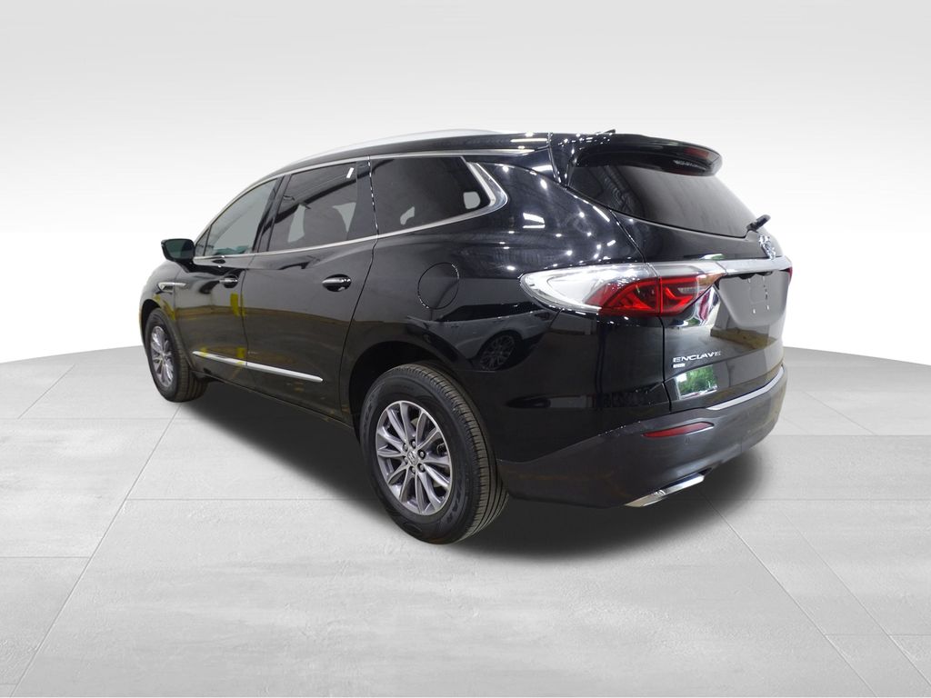 Vehicle image 6 of 48