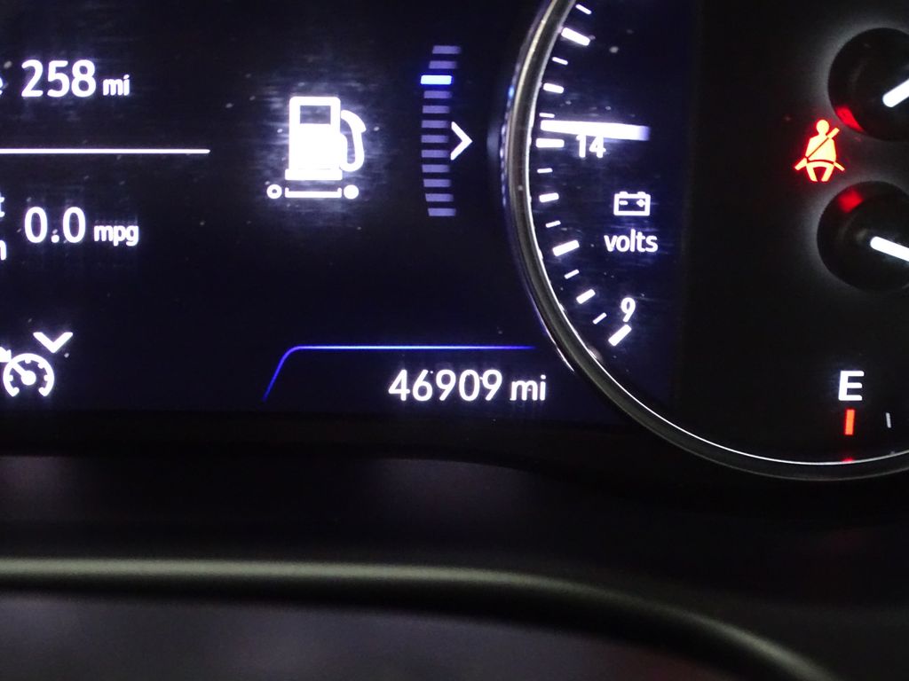 Vehicle image 44 of 48
