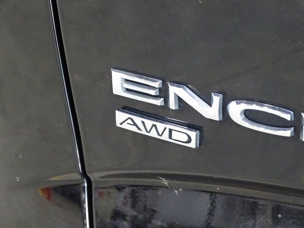 Vehicle image 47 of 48