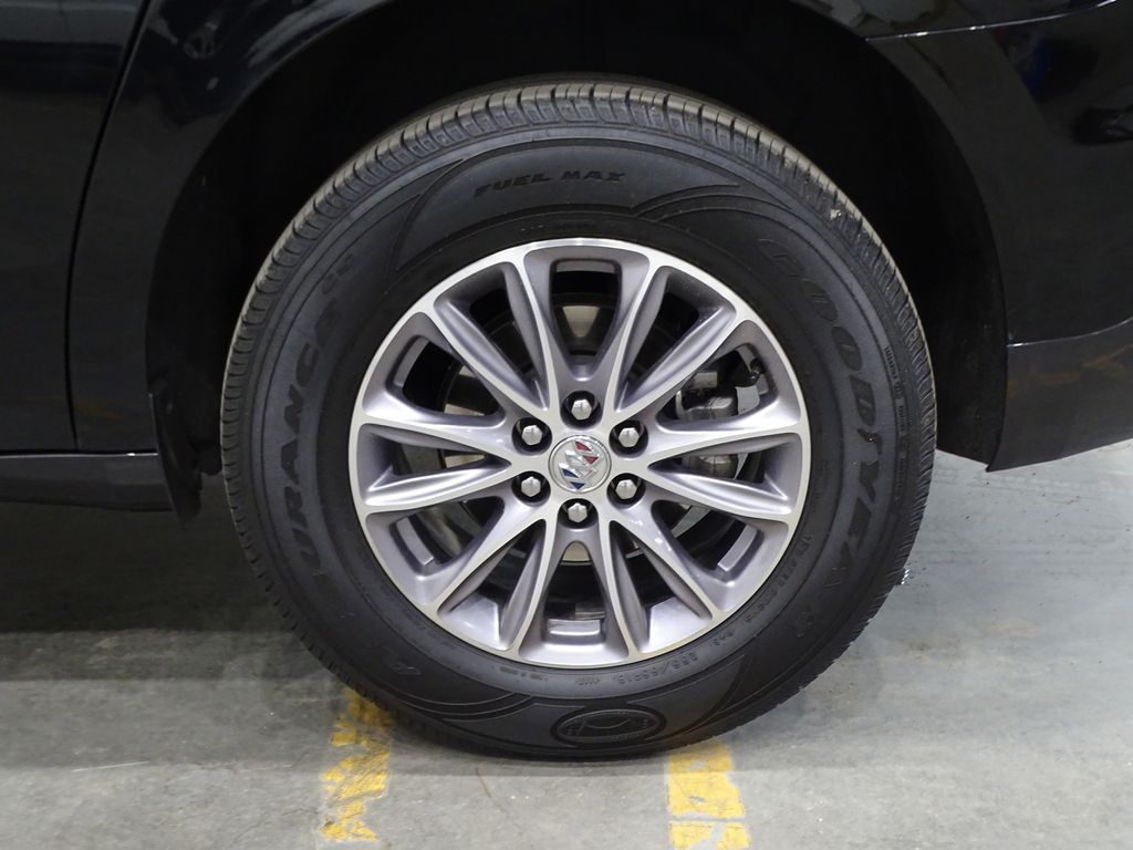 Vehicle image 45 of 48