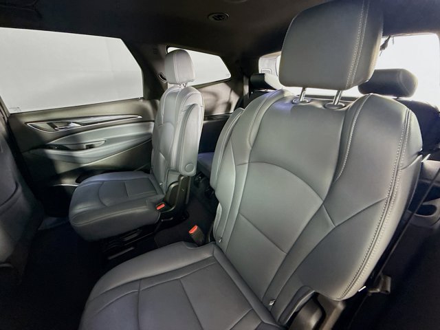 Vehicle image 29 of 45