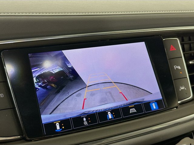 Vehicle image 16 of 45
