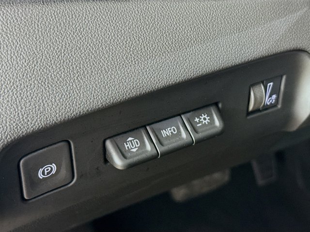 Vehicle image 11 of 45