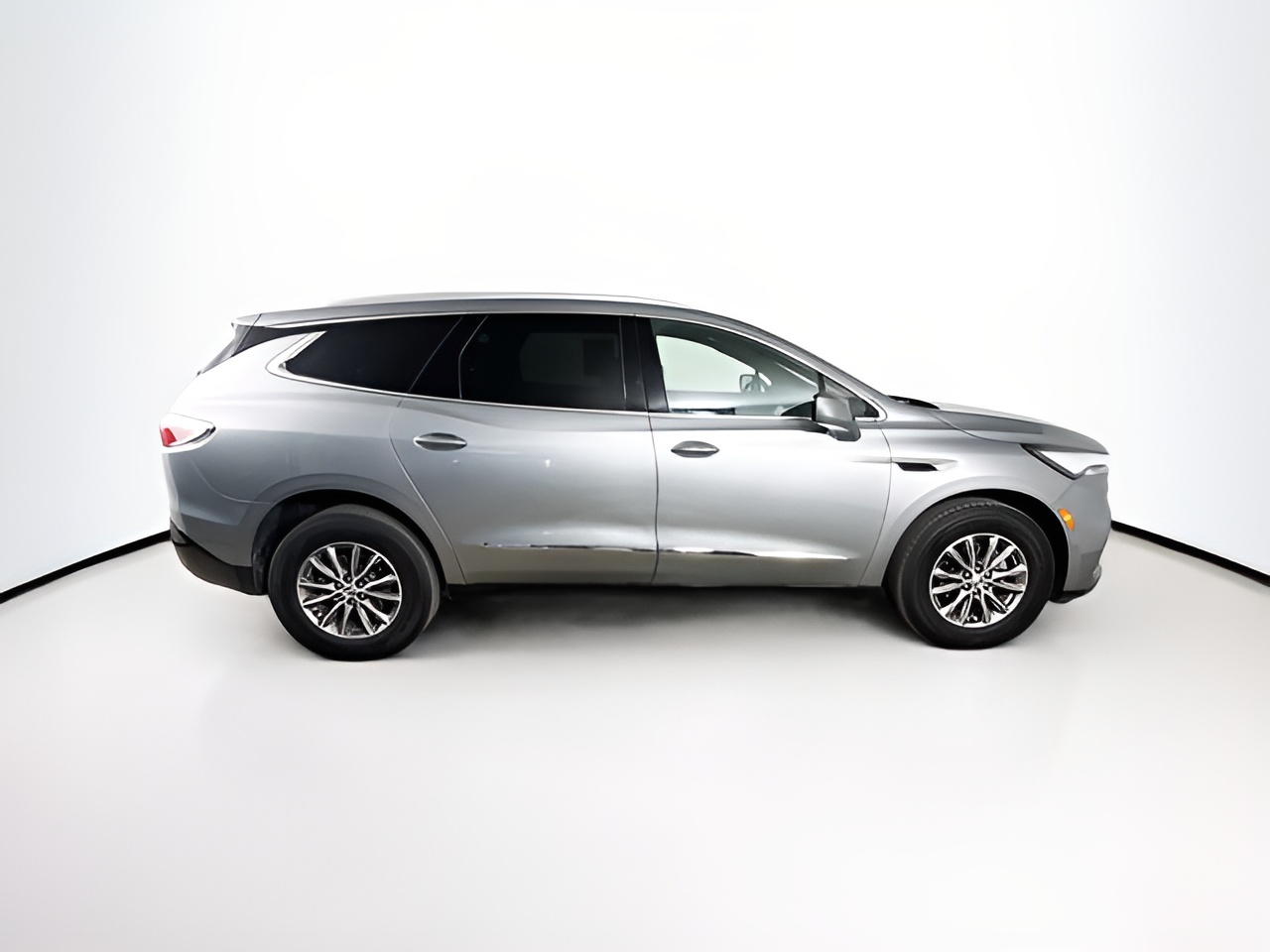 Vehicle image 41 of 45