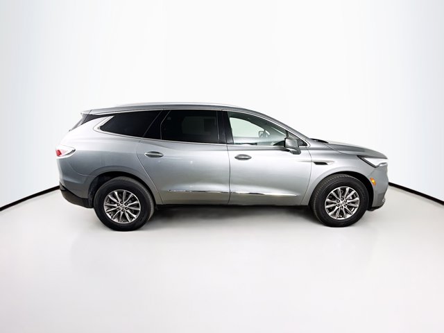 Vehicle image 4 of 45