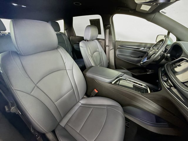 Vehicle image 34 of 45