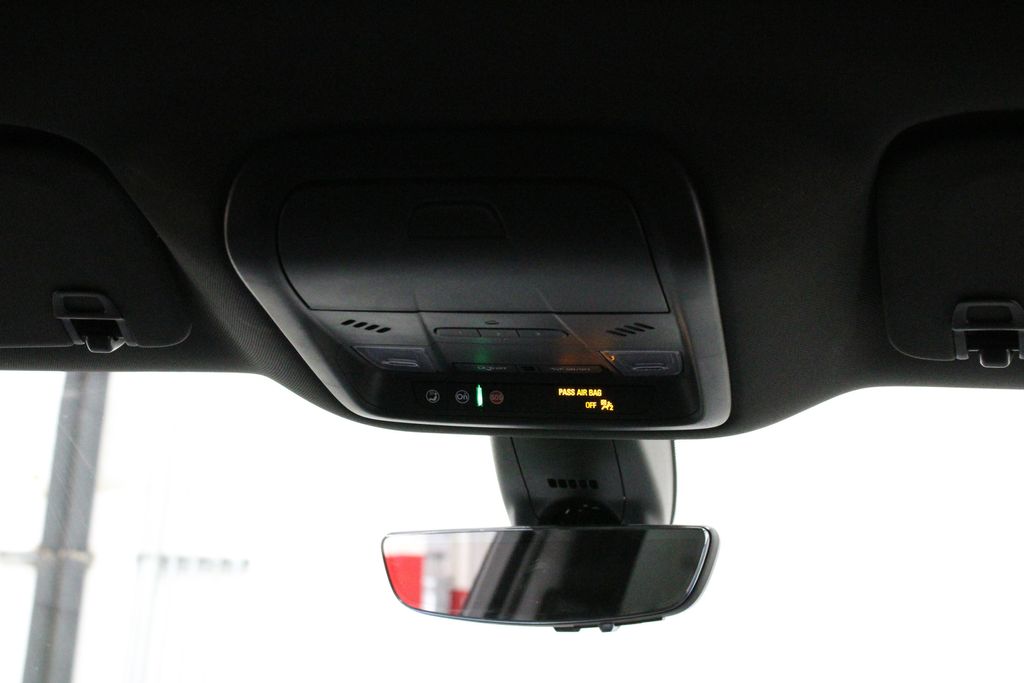 Vehicle image 34 of 49