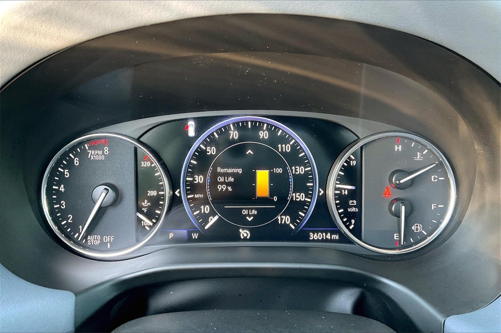 Vehicle image 13 of 33