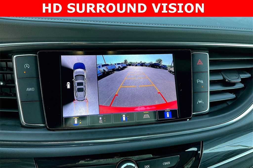 Vehicle image 14 of 33
