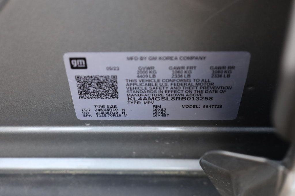Vehicle image 13 of 42