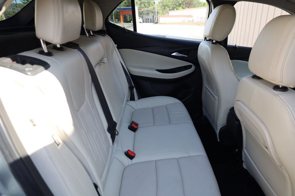 Vehicle image 23 of 42