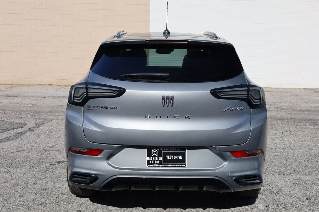Vehicle image 8 of 42