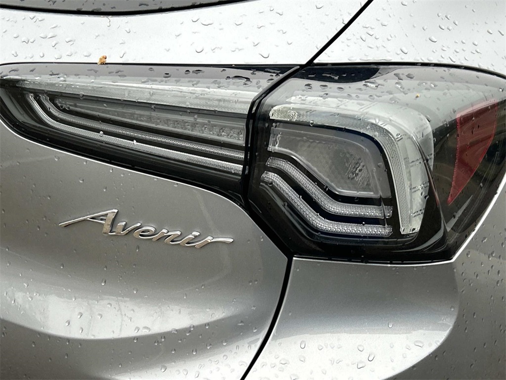 Vehicle image 12 of 39