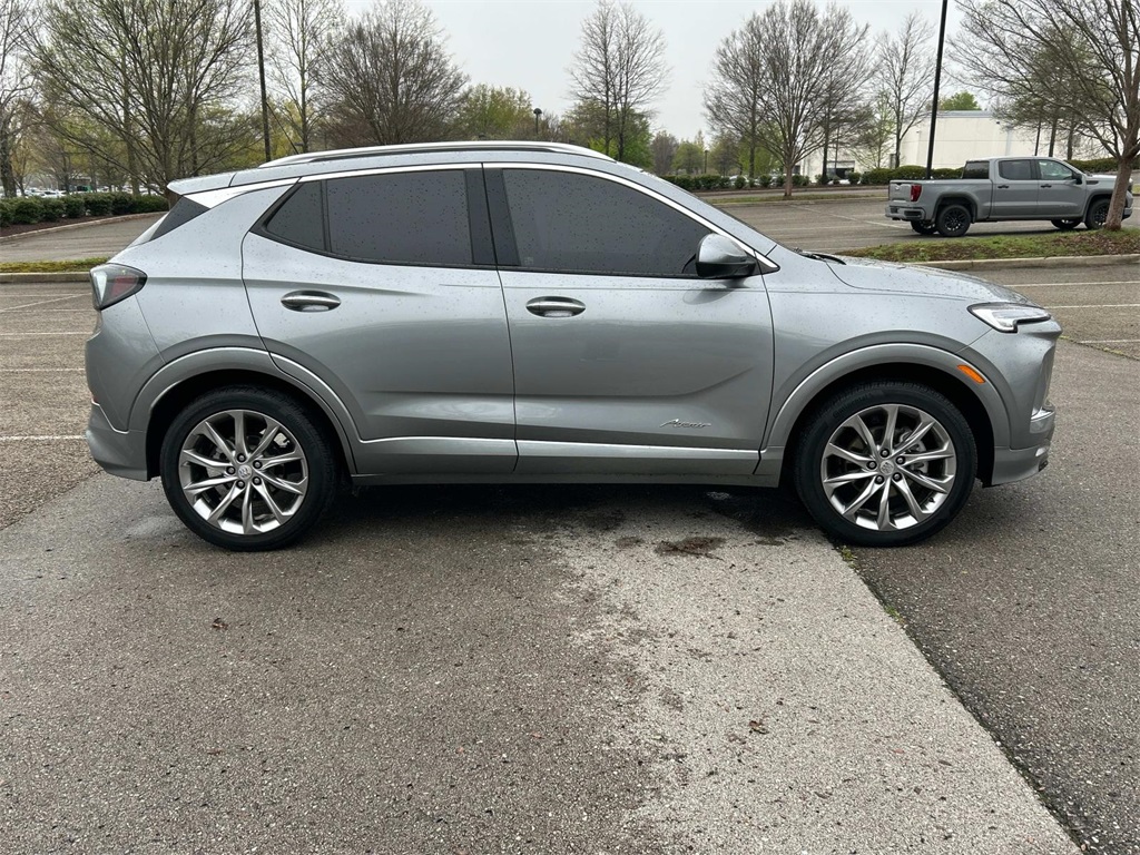 Vehicle image 4 of 39