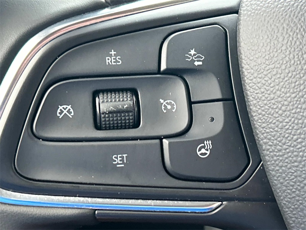 Vehicle image 30 of 39