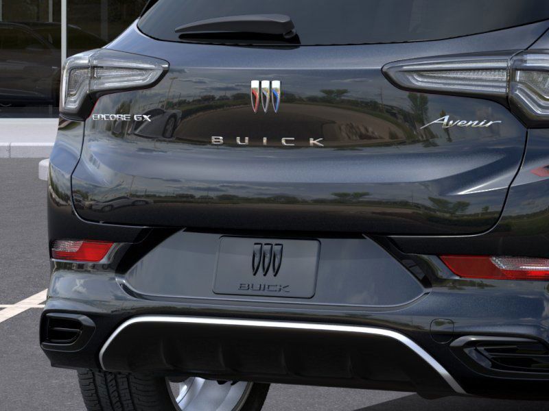 Vehicle image 8 of 24