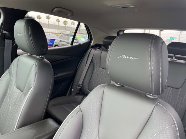 Vehicle image 19 of 31