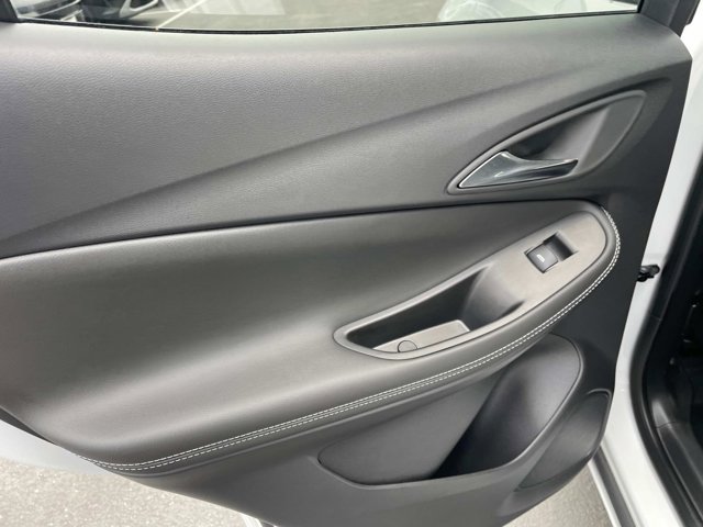 Vehicle image 20 of 31