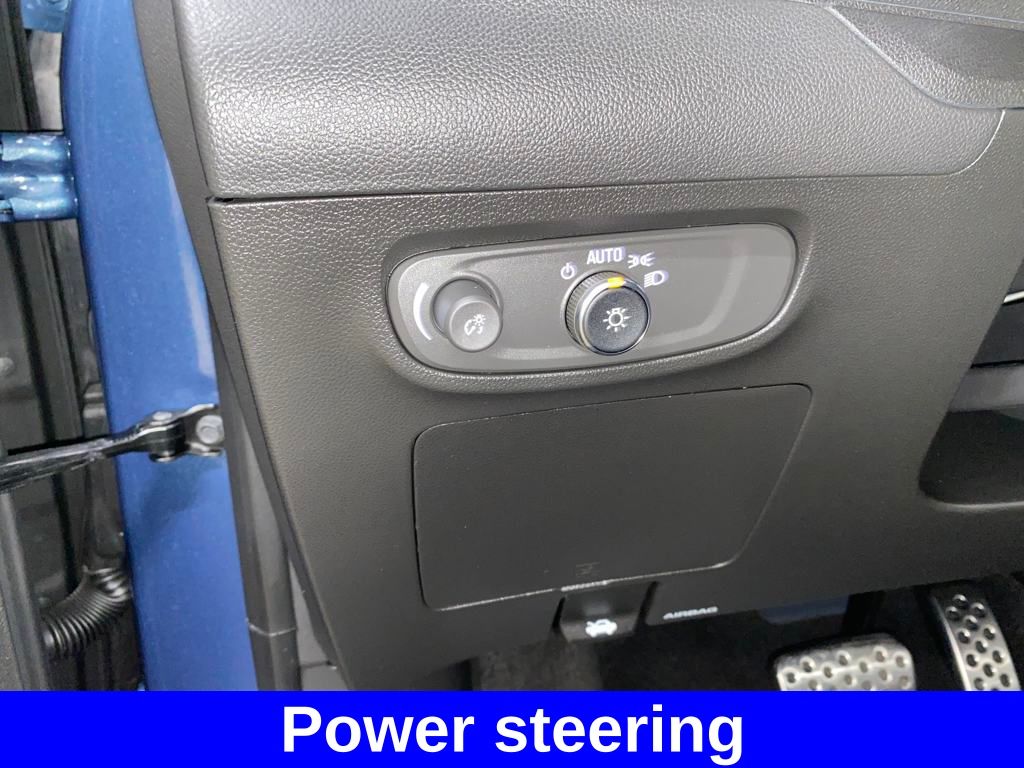 Vehicle image 27 of 30
