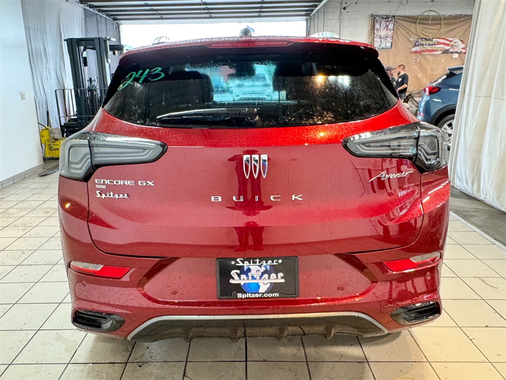 Vehicle image 10 of 44