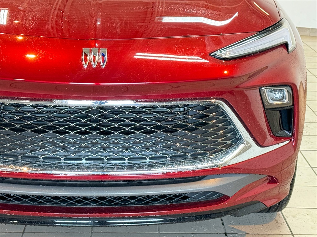 Vehicle image 11 of 44