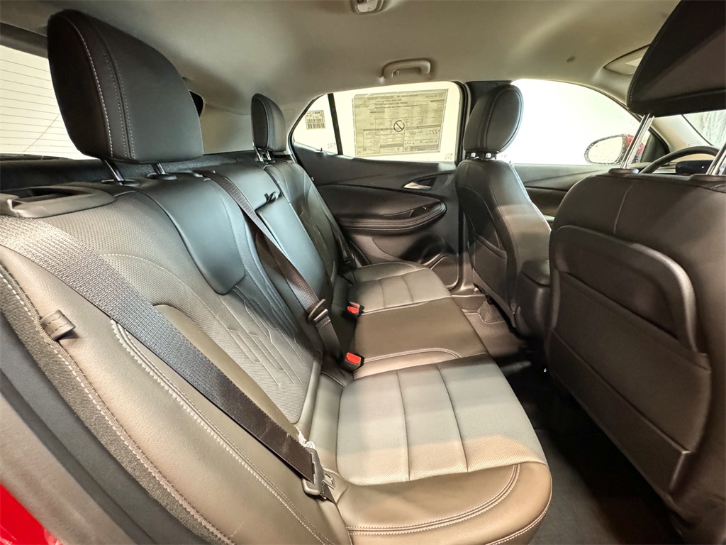Vehicle image 19 of 44