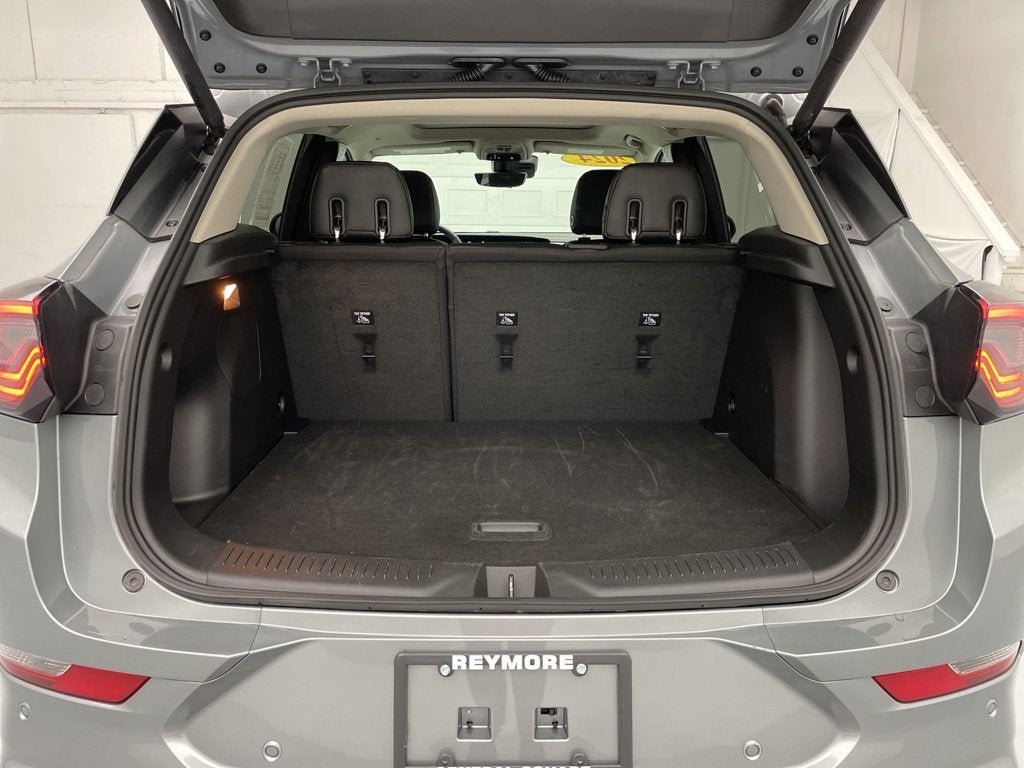 Vehicle image 59 of 75