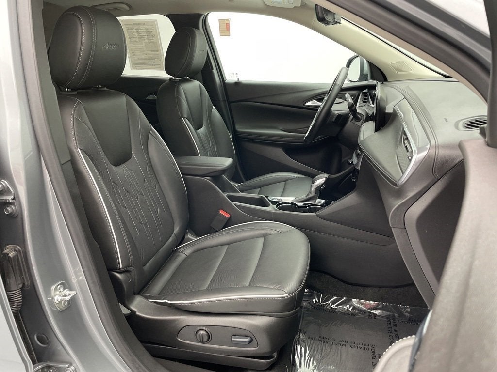 Vehicle image 56 of 75