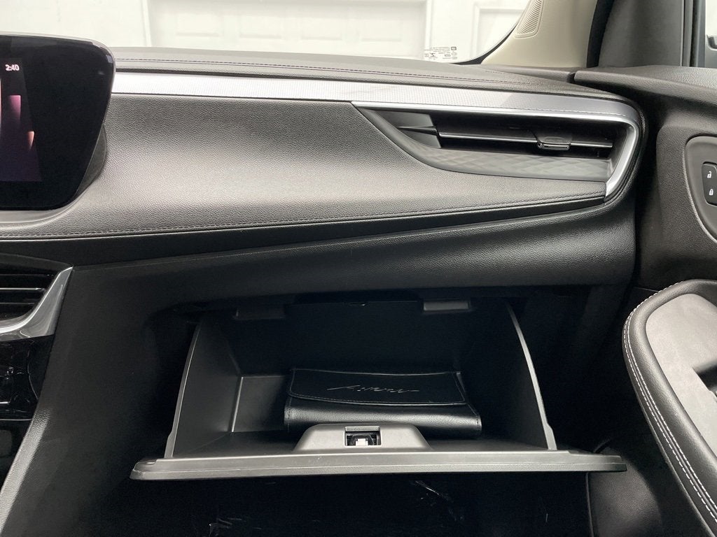 Vehicle image 51 of 75